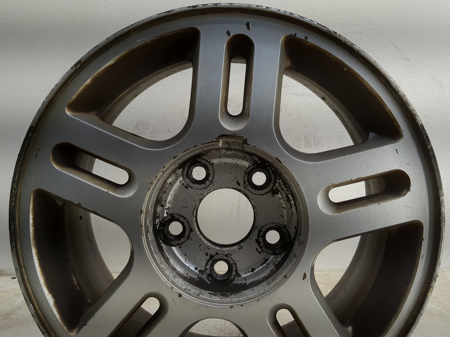 2004-2007 Ford Freestar Oem Wheel Rim 1179971 - Oemusedautoparts1.com