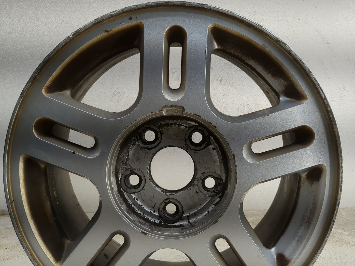 2004-2007 Ford Freestar Oem Wheel Rim - Oemusedautoparts1.com