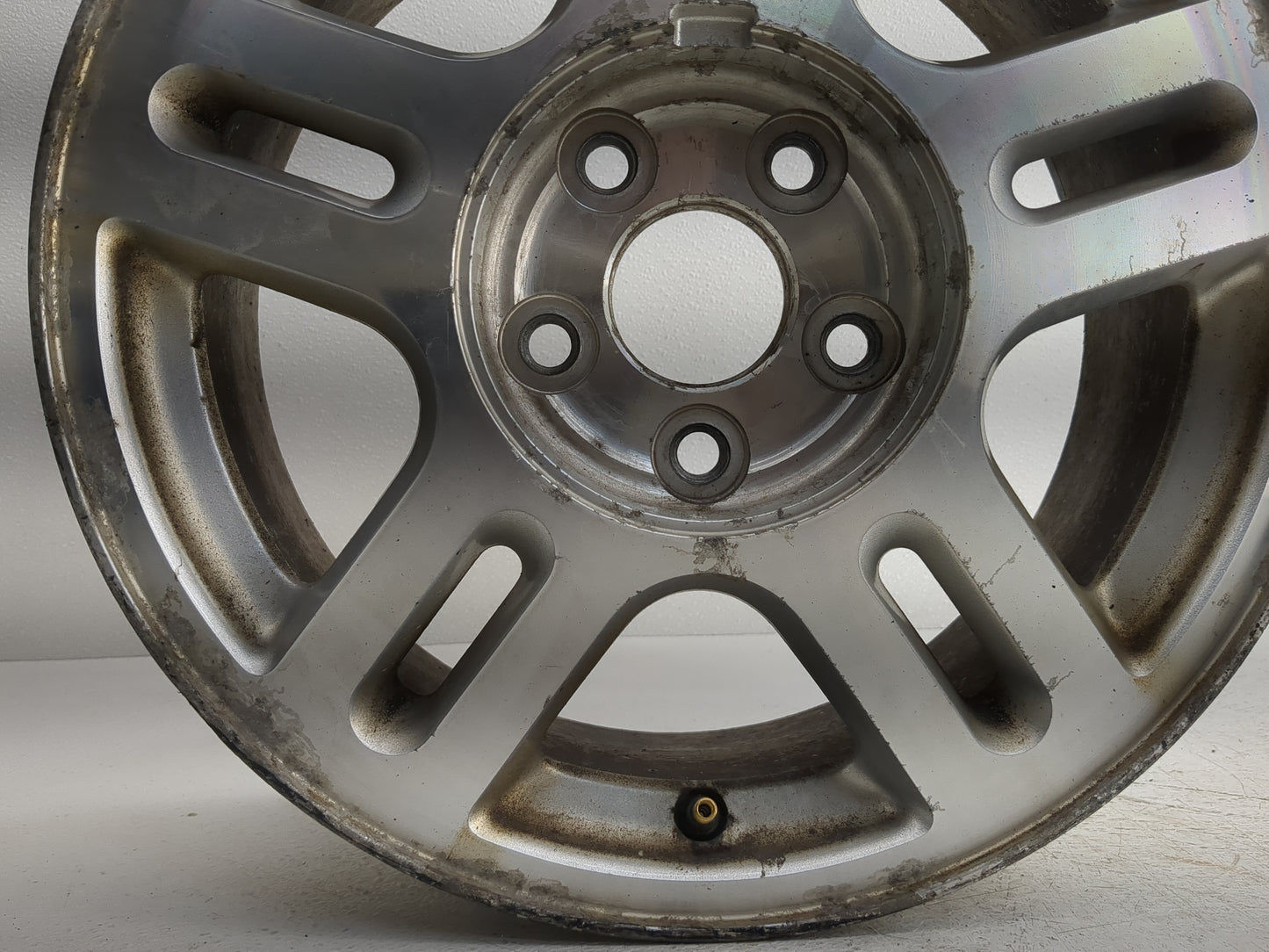 2004-2007 Ford Freestar Oem Wheel Rim - Oemusedautoparts1.com