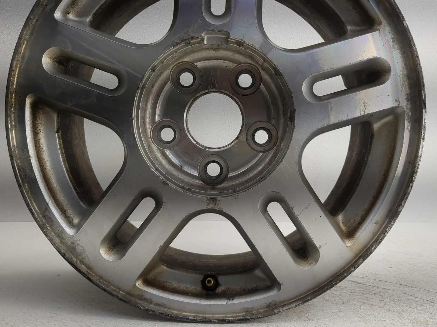 2004-2007 Ford Freestar Oem Wheel Rim - Oemusedautoparts1.com
