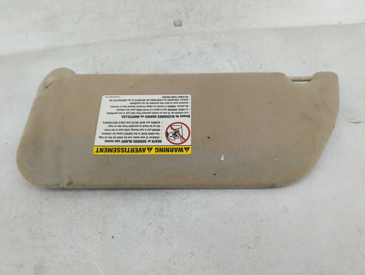 2004 Ford Freestar Sun Visor Shade Replacement Passenger Right Mirror Fits OEM Used Auto Parts - Oemusedautoparts1.com