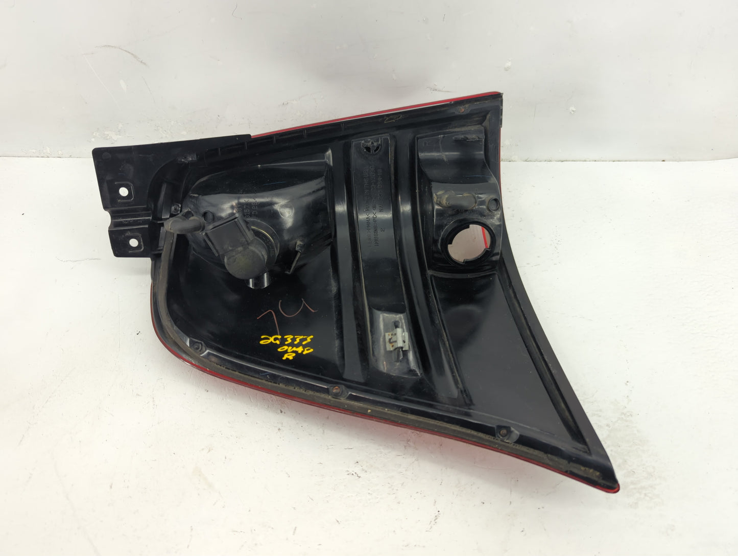 2004-2007 Ford Freestar Tail Light Assembly Passenger Right OEM Fits Fits 2004 2005 2006 2007 OEM Used Auto Parts - Oemuseda