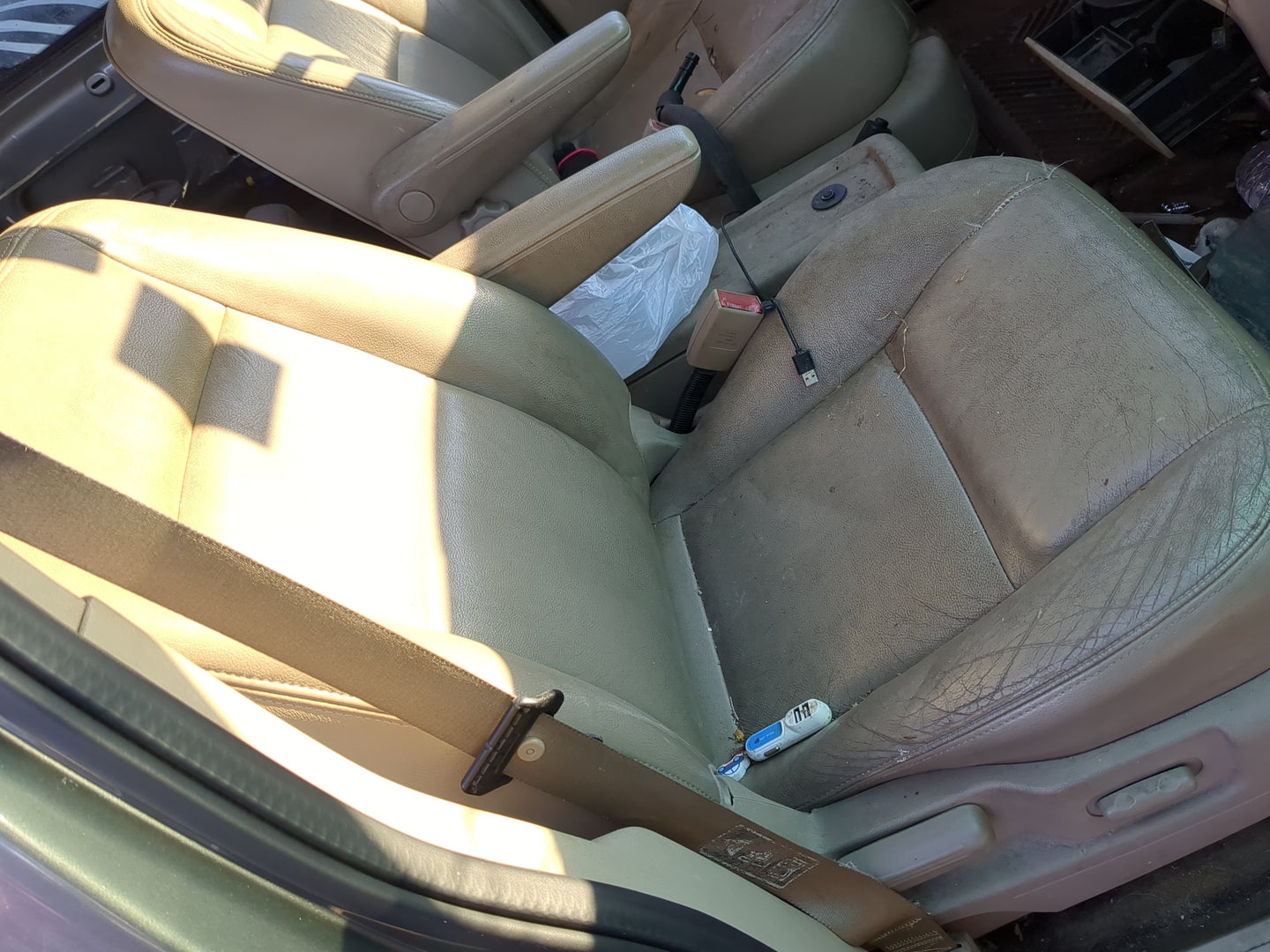 2004-2004 Ford Freestar Passenger Front Seat Oem - Oemusedautoparts1.com