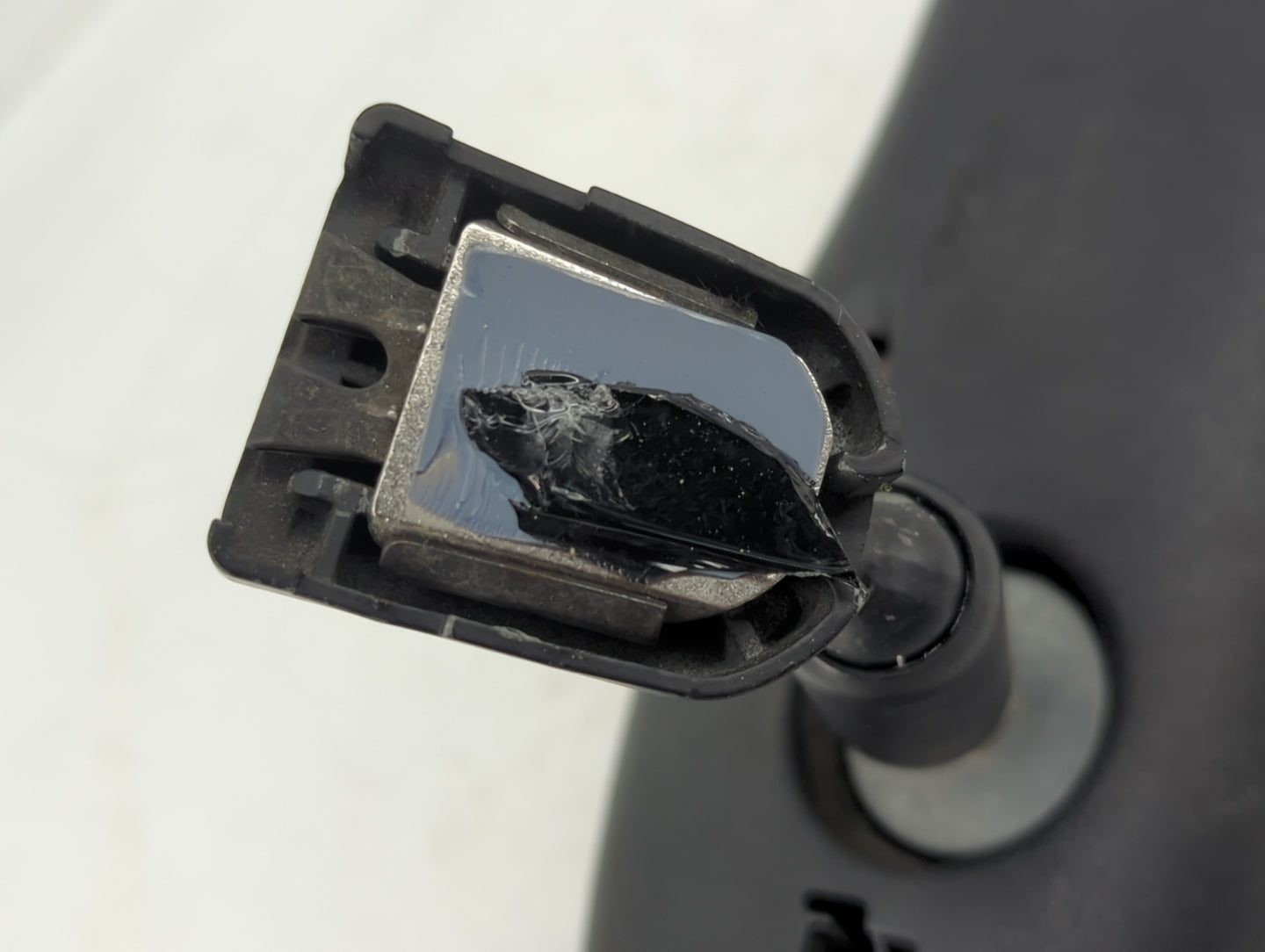 2004 Ford Freestar Interior Rear View Mirror Replacement OEM Fits OEM Used Auto Parts - Oemusedautoparts1.com