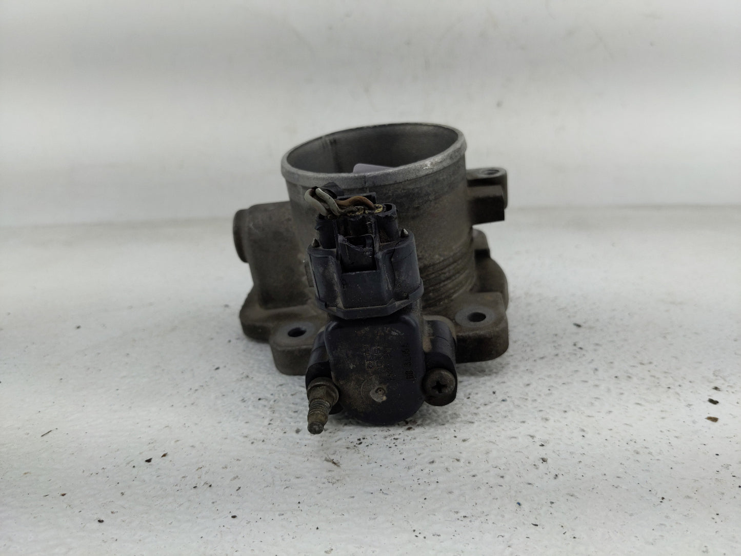 2004-2007 Ford Freestar Throttle Body P/N:F5RF 9B989 Fits Fits 2004 2005 2006 2007 OEM Used Auto Parts - Oemusedautoparts1.c