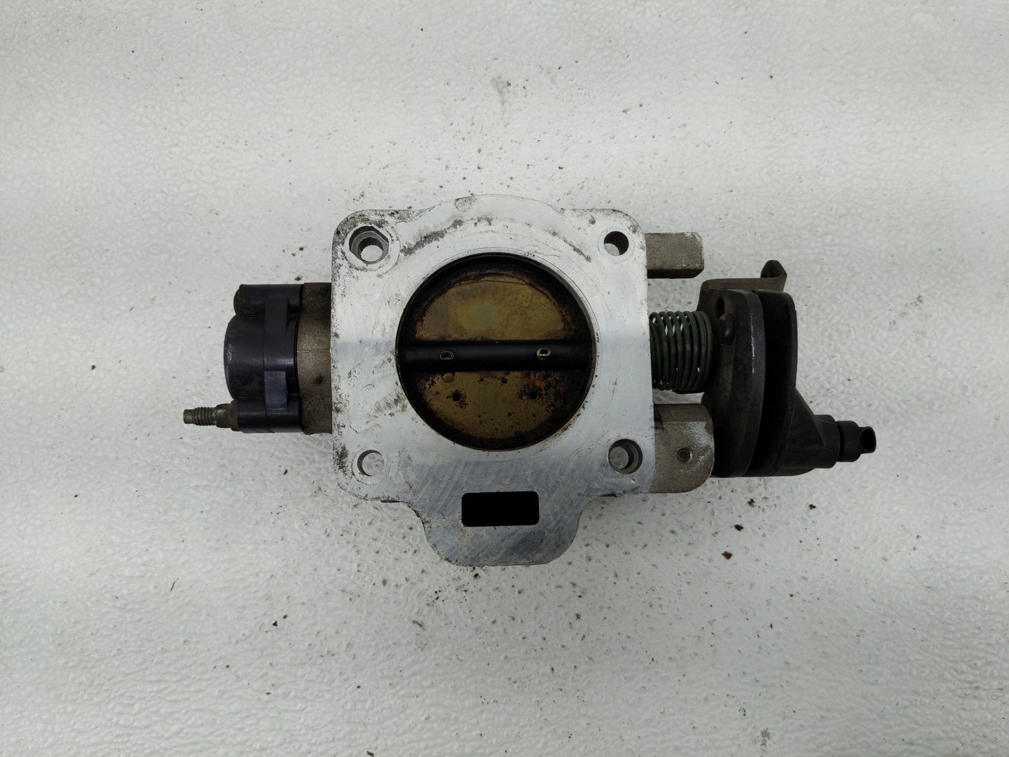 2004-2007 Ford Freestar Throttle Body P/N:F5RF 9B989 Fits Fits 2004 2005 2006 2007 OEM Used Auto Parts - Oemusedautoparts1.c