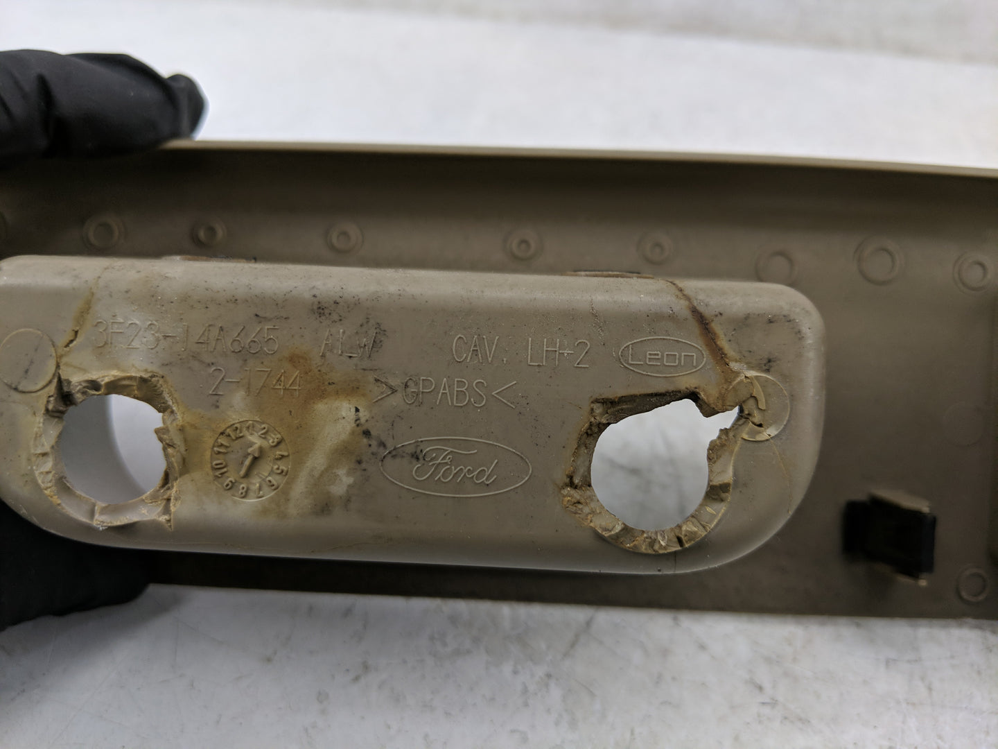 2004-2005 Ford Freestar Master Power Window Switch Replacement Driver Side Left P/N:3F23-14A665 Fits Fits 2004 2005 OEM Used