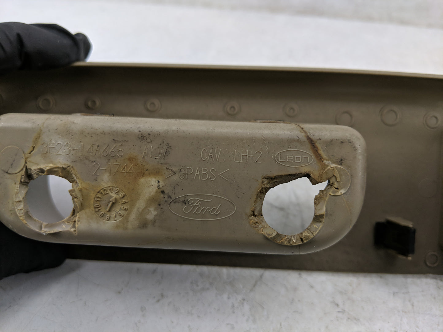 2004-2005 Ford Freestar Master Power Window Switch Replacement Driver Side Left P/N:3F23-14A665 Fits Fits 2004 2005 OEM Used