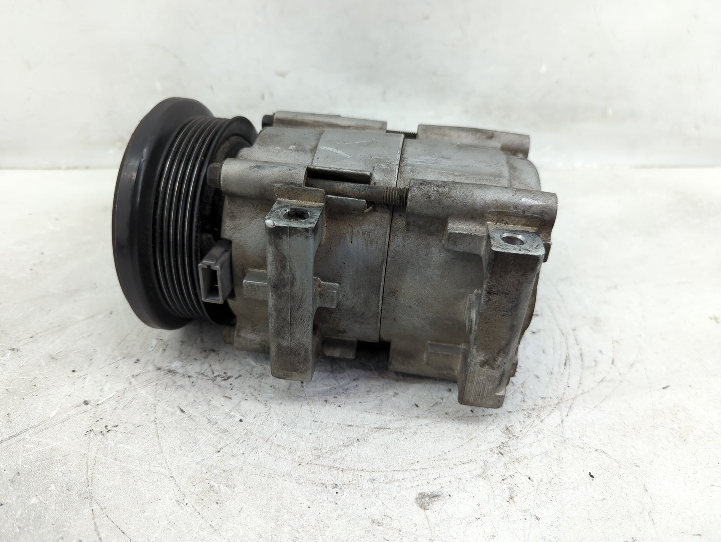 2004-2007 Ford Freestar Air Conditioning A/c Ac Compressor Oem - Oemusedautoparts1.com