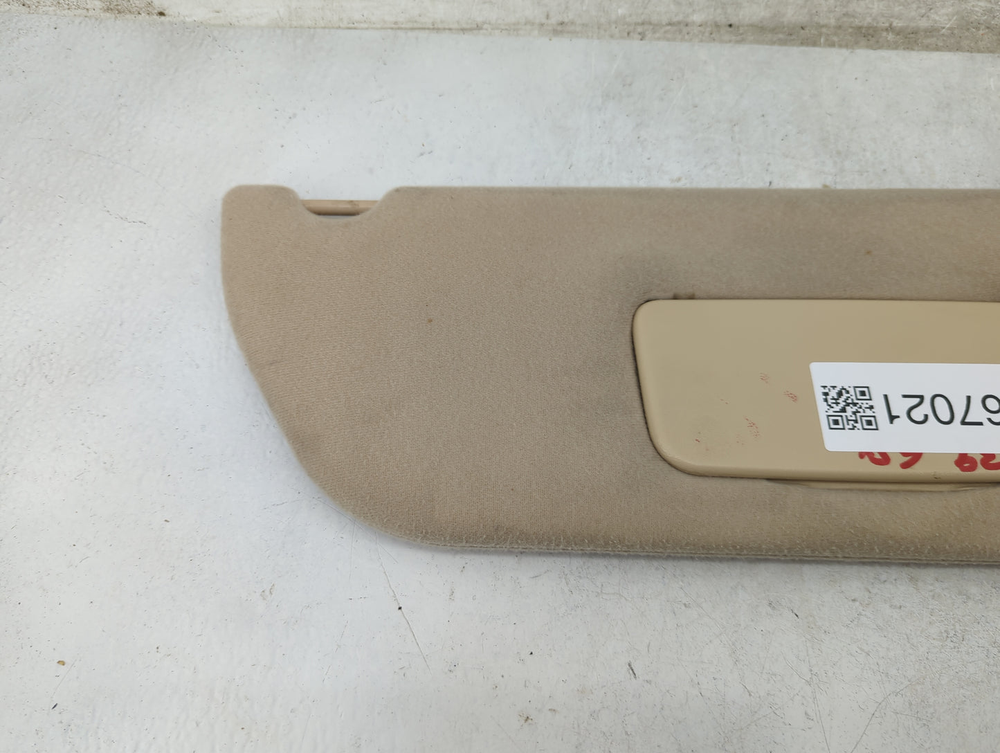 2004 Ford Freestar Sun Visor Shade Replacement Passenger Right Mirror Fits OEM Used Auto Parts - Oemusedautoparts1.com