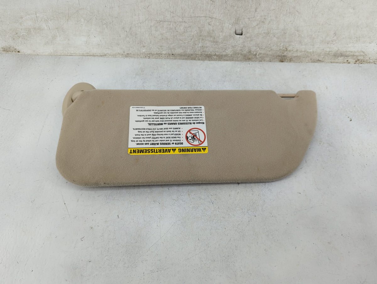 2004 Ford Freestar Sun Visor Shade Replacement Passenger Right Mirror Fits OEM Used Auto Parts - Oemusedautoparts1.com