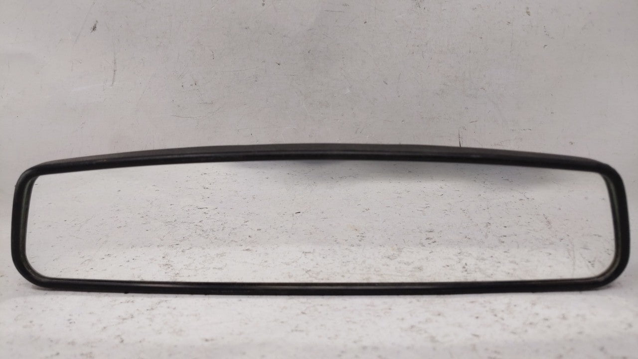 2004 Ford Freestar Interior Rear View Mirror Replacement OEM P/N:E8011083 E11015892, E11015318 Fits OEM Used Auto Parts - Oe