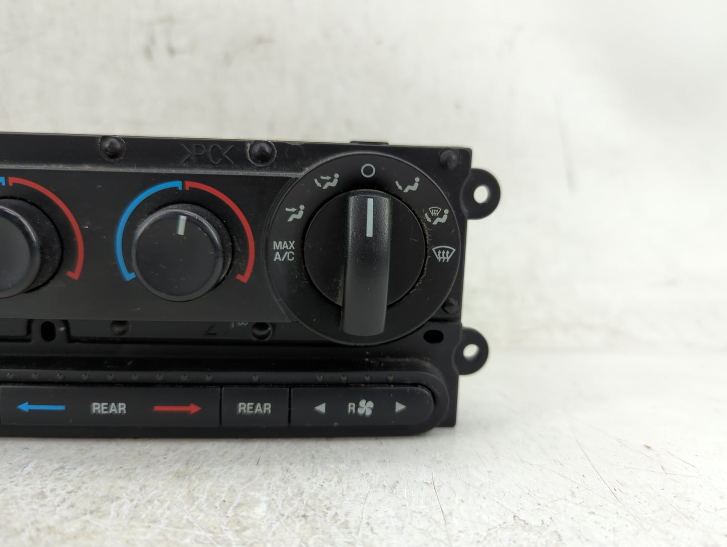 2004-2007 Ford Freestar Climate Control Module Temperature AC/Heater Replacement P/N:3F2H-19808-BG Fits Fits 2004 2005 2006 