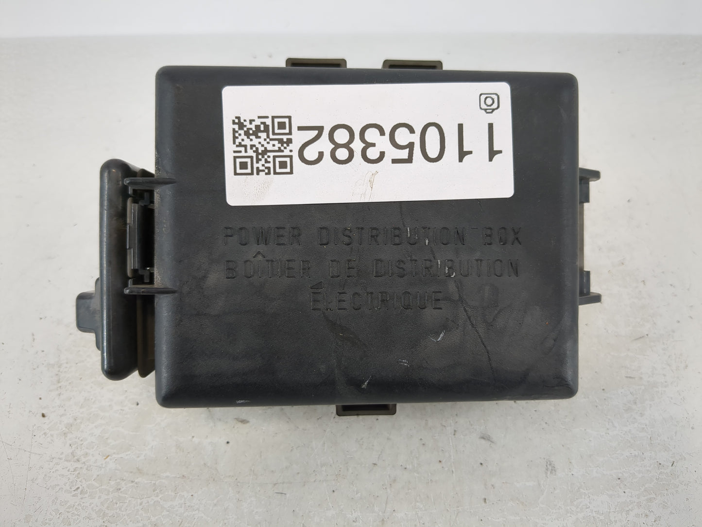 2003-2004 Ford Mustang Fusebox Fuse Box Panel Relay Module P/N:F8ZB-14A003-C Fits Fits 2003 2004 OEM Used Auto Parts - Oemus