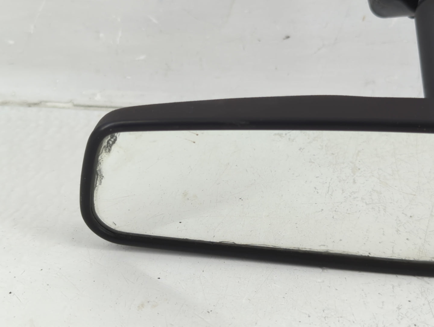 2004 Ford Mustang Interior Rear View Mirror Replacement OEM P/N:E8011083 Fits OEM Used Auto Parts - Oemusedautoparts1.com