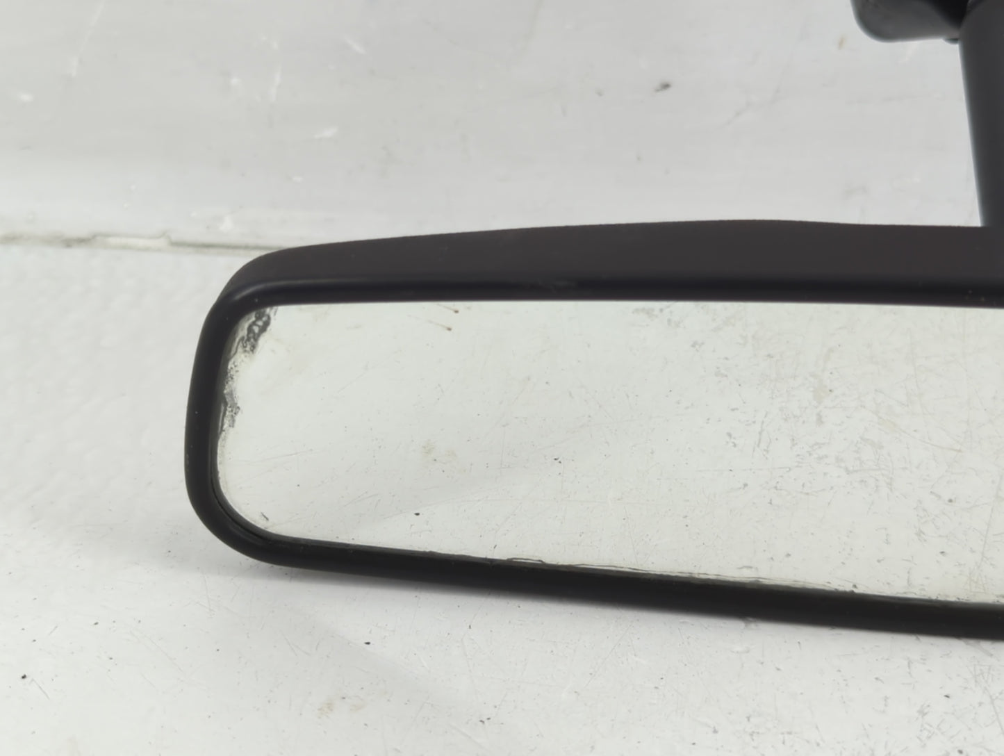 2004 Ford Mustang Interior Rear View Mirror Replacement OEM P/N:E8011083 Fits OEM Used Auto Parts - Oemusedautoparts1.com