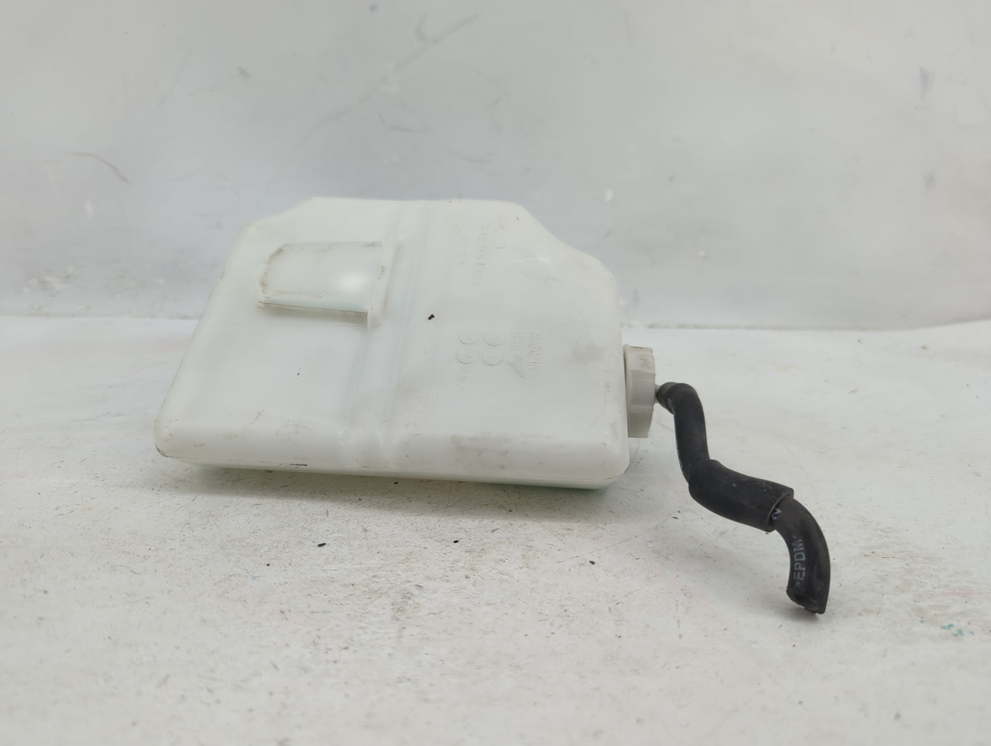 1999-2004 Ford Mustang Windshield Washer Fluid Reservoir Bottle Oem - Oemusedautoparts1.com