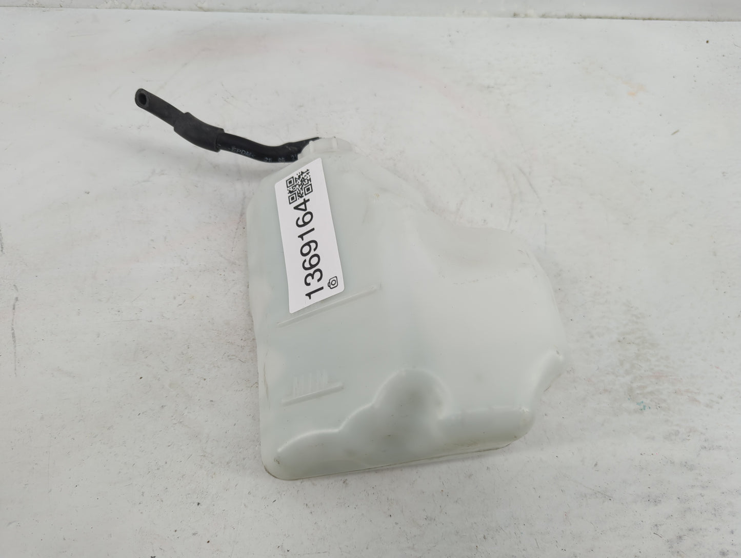 1999-2004 Ford Mustang Windshield Washer Fluid Reservoir Bottle Oem - Oemusedautoparts1.com