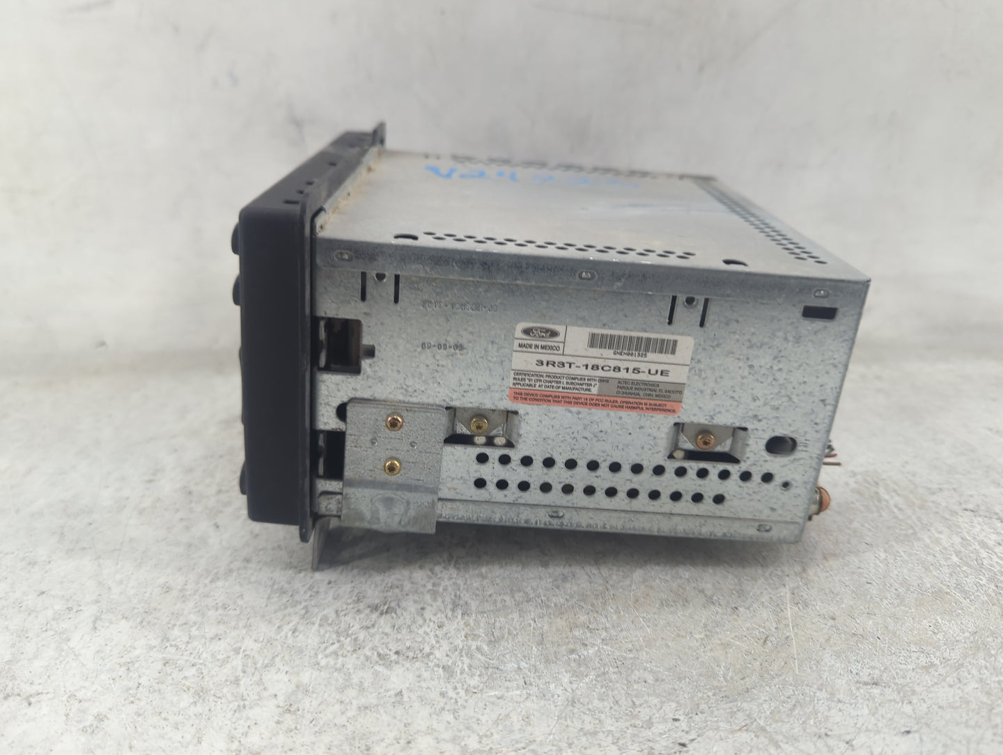 2001-2004 Ford Mustang Radio Cd Changer 3r3t-18c815-ue - Oemusedautoparts1.com