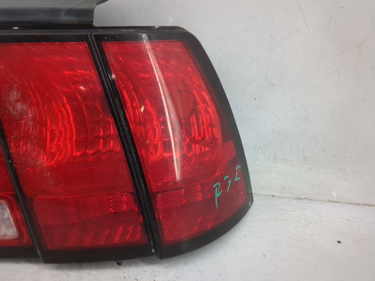 1999-2004 Ford Mustang Tail Light Assembly Passenger Right OEM P/N:XR33-13B504 Fits Fits 1999 2000 2001 2002 2003 2004 OEM U