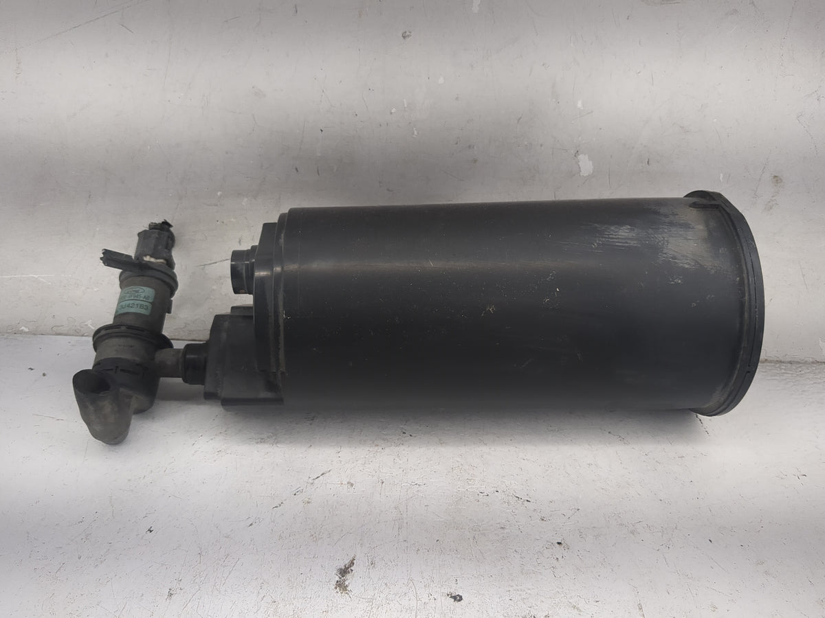2004 Ford Mustang Fuel Vapor Charcoal Canister 1518642 - Oemusedautoparts1.com