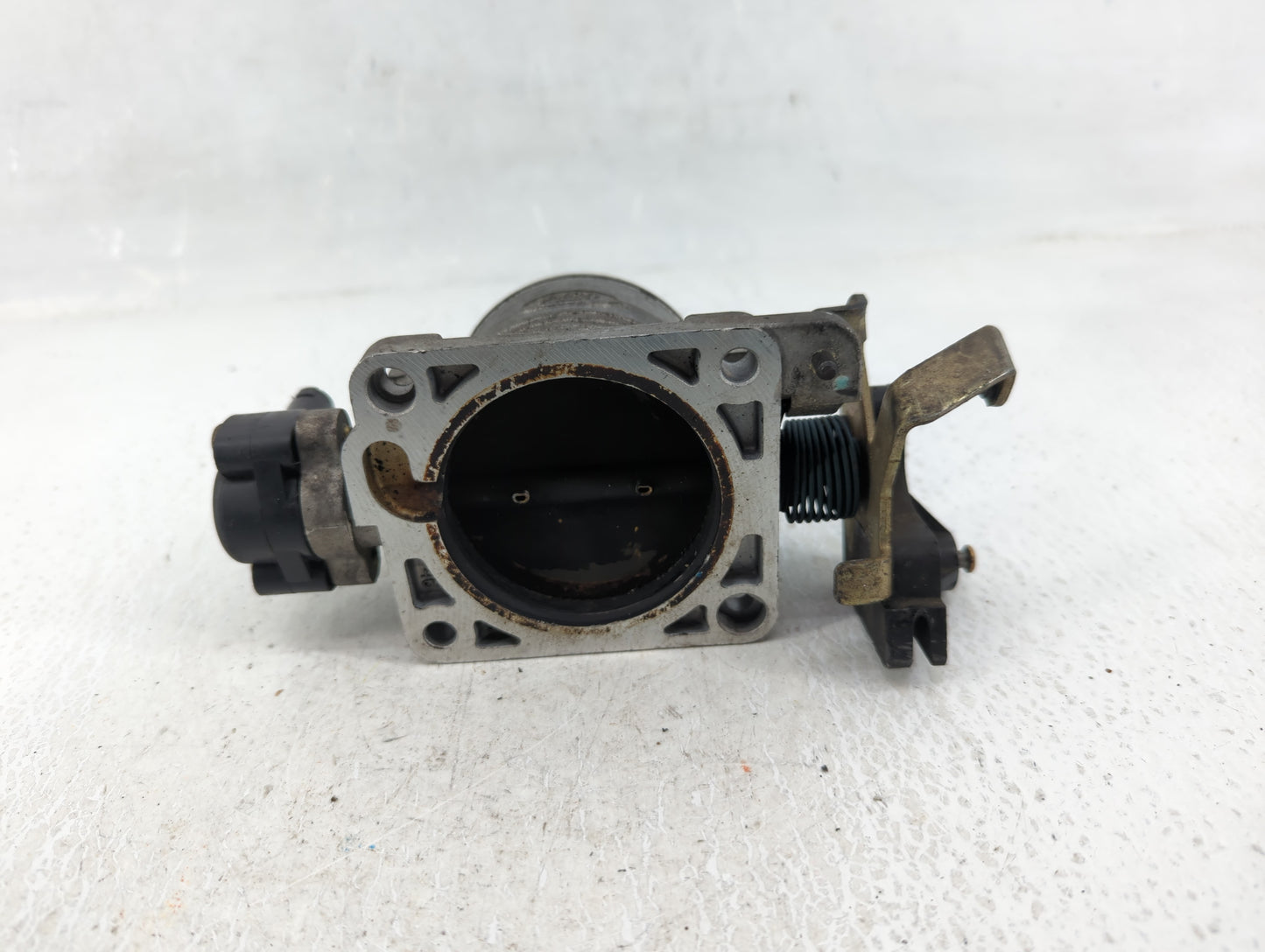 2002-2004 Ford Mustang Throttle Body Fits Fits 2002 2003 2004 OEM Used Auto Parts - Oemusedautoparts1.com