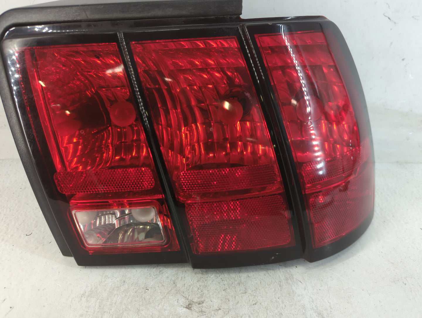 1999-2004 Ford Mustang Tail Light Assembly Driver Left OEM P/N:XR33-13407-AB Fits Fits 1999 2000 2001 2002 2003 2004 OEM Use