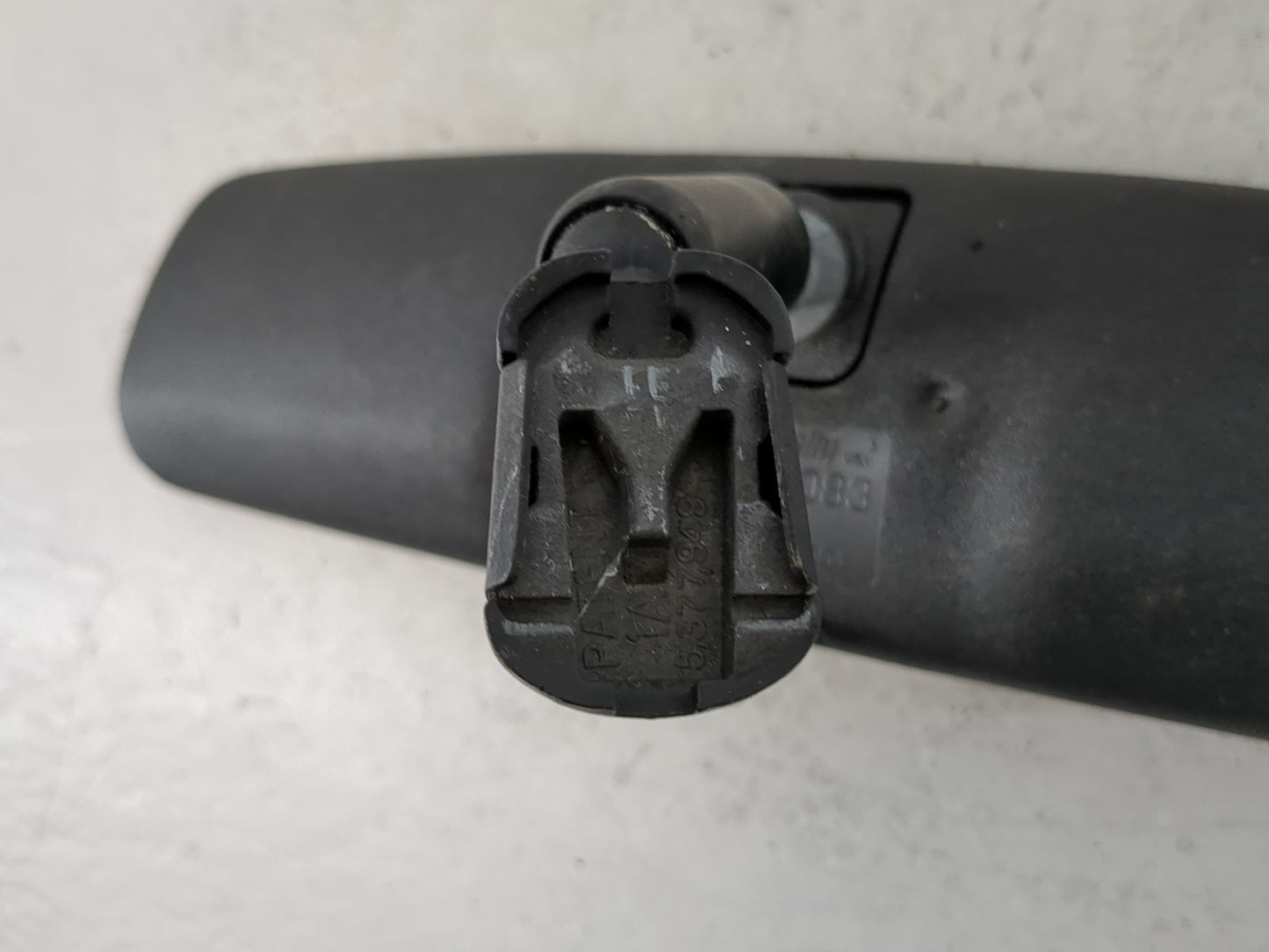 2004 Ford Mustang Interior Rear View Mirror Replacement OEM P/N:E8011083 Fits OEM Used Auto Parts - Oemusedautoparts1.com