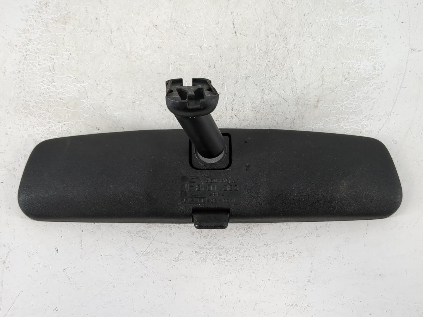 2004 Ford Mustang Interior Rear View Mirror Replacement OEM P/N:E8011083 Fits OEM Used Auto Parts - Oemusedautoparts1.com