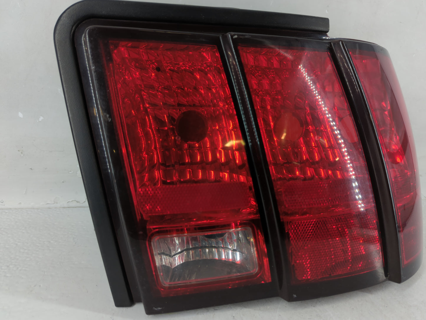 1999-2004 Ford Mustang Tail Light Assembly Passenger Right OEM P/N:XR33-13B504-B Fits Fits 1999 2000 2001 2002 2003 2004 OEM