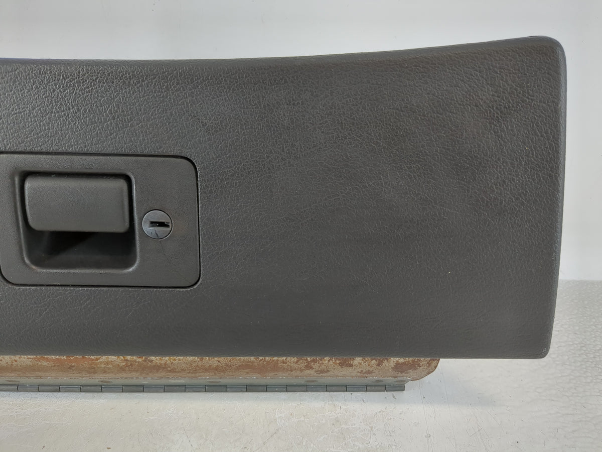 2004 Ford Mustang Passenger Glove Box Door Storage Compartment - Oemusedautoparts1.com