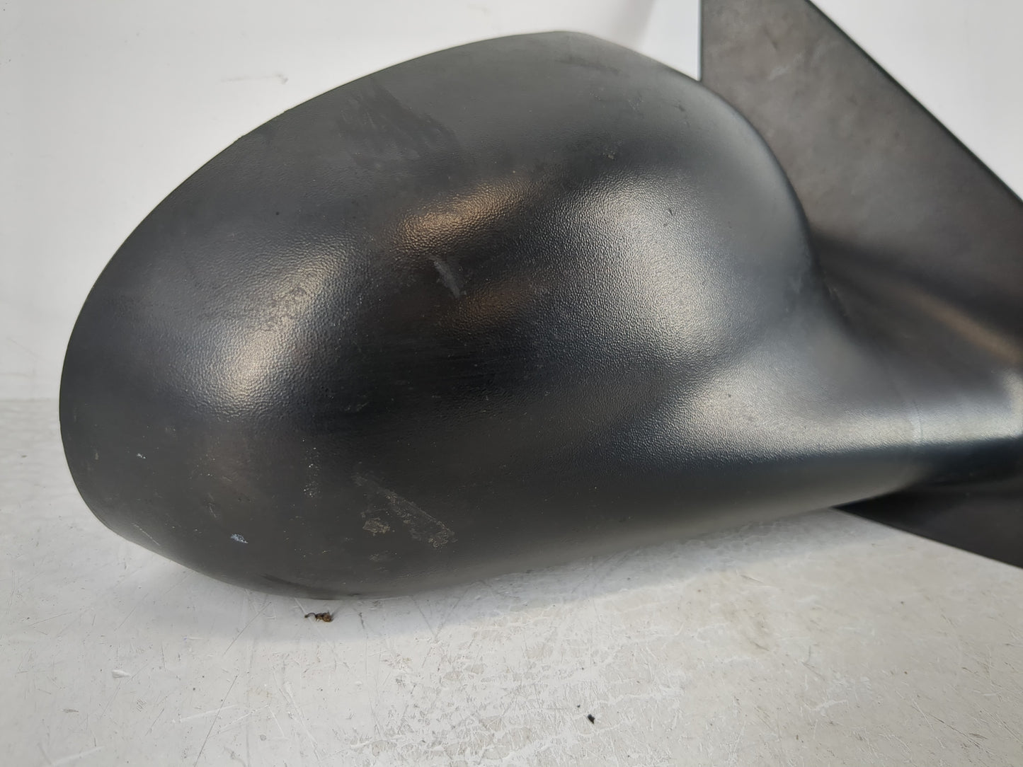 1999-2004 Ford Mustang Passenger Right Side View Manual Door Mirror Black - Oemusedautoparts1.com