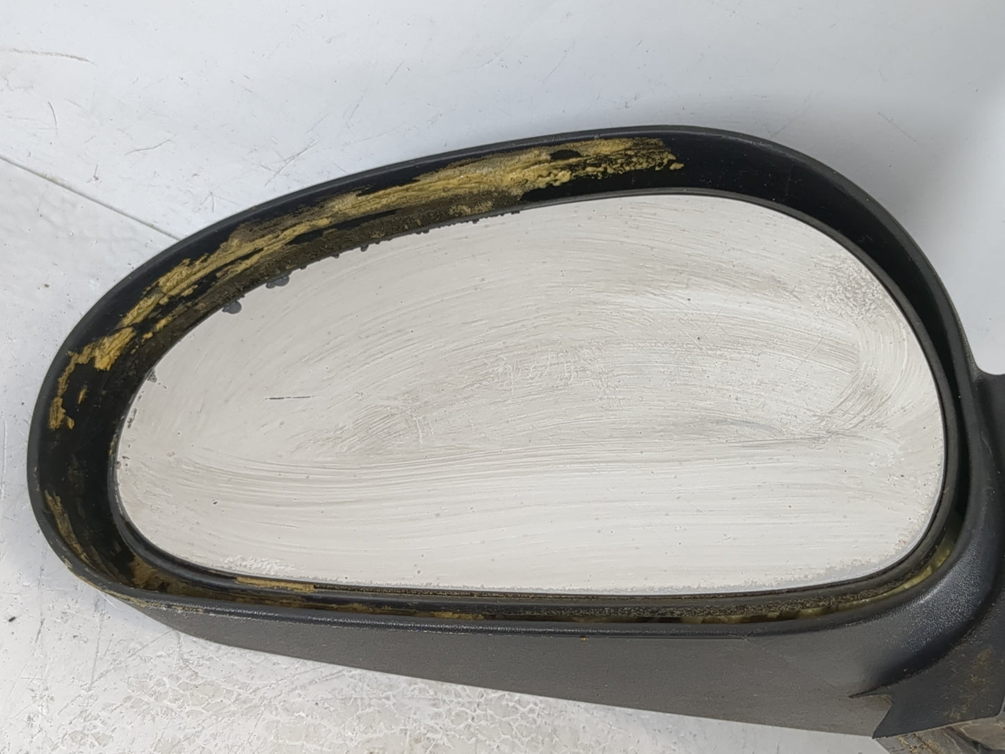 1999-2004 Ford Mustang Passenger Right Side View Manual Door Mirror Black - Oemusedautoparts1.com