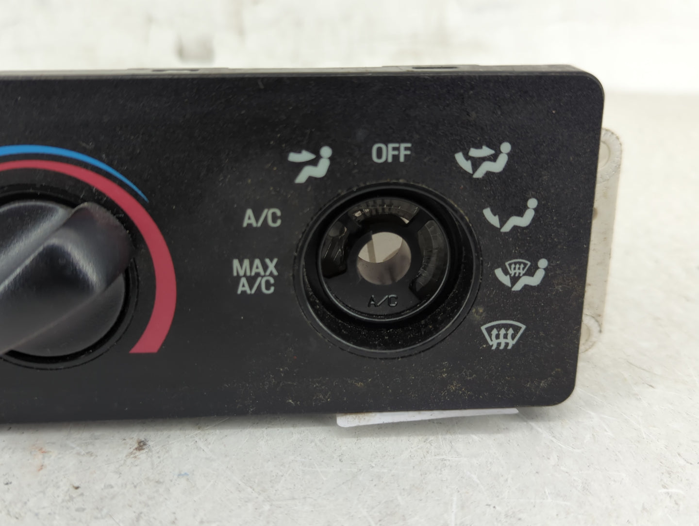 2003-2011 Ford Ranger Climate Control Module Temperature AC/Heater Replacement P/N:XL5H-19C733-BA 3L5H-19E764-AA Fits OEM Us