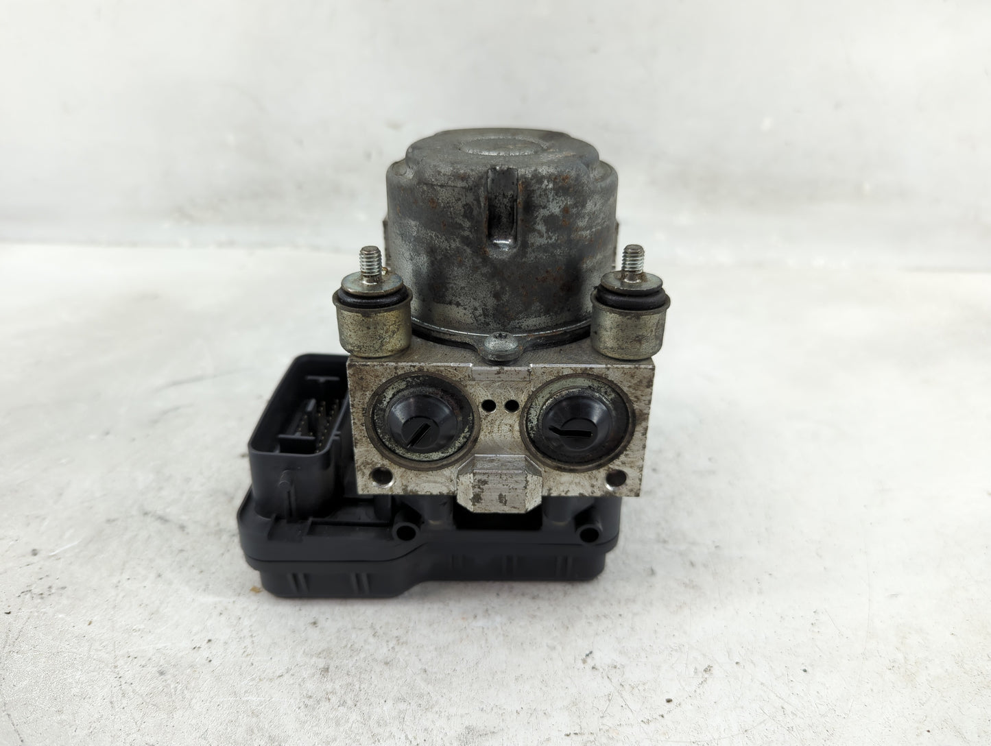 2004-2009 Ford Ranger ABS Pump Control Module Replacement P/N:4L5T-2C219-AA Fits Fits 2004 2005 2006 2007 2008 2009 OEM Used