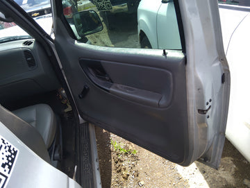 2004 Ford Ranger Front Right Passenger Interior Door Panel Trim - Oemusedautoparts1.com