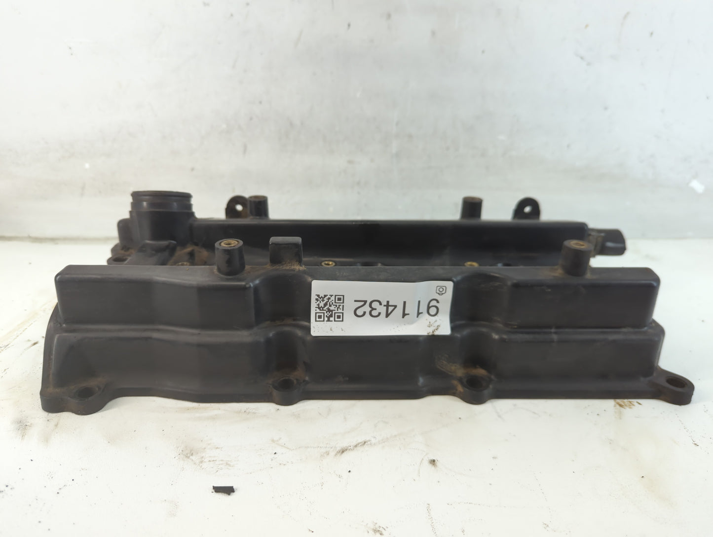 2004 Ford Ranger Driver Left Cylinder Head Valve Cover Fits OEM Used Auto Parts - Oemusedautoparts1.com
