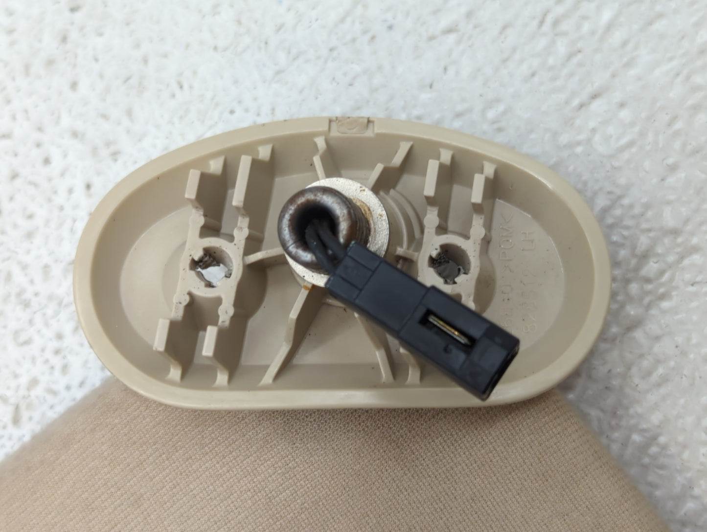 2004 Ford Starliner Sun Visor Shade Replacement Driver Left Mirror Fits OEM Used Auto Parts - Oemusedautoparts1.com