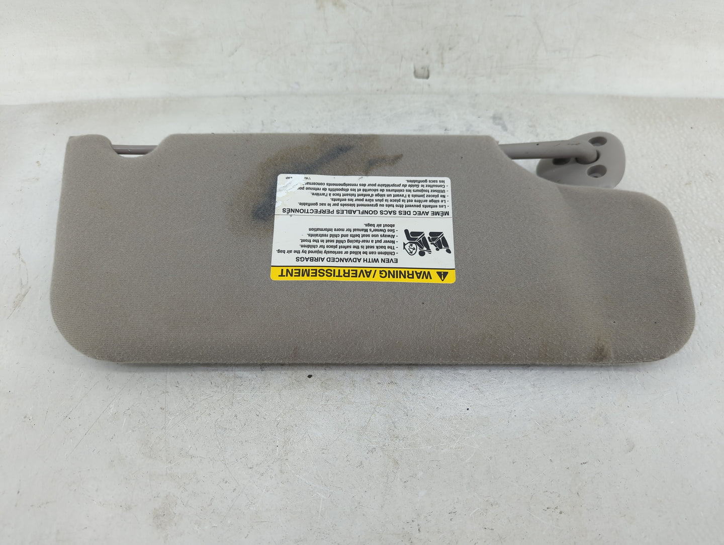 2004 Ford Taurus Sun Visor Shade Replacement Driver Left Mirror Fits OEM Used Auto Parts - Oemusedautoparts1.com