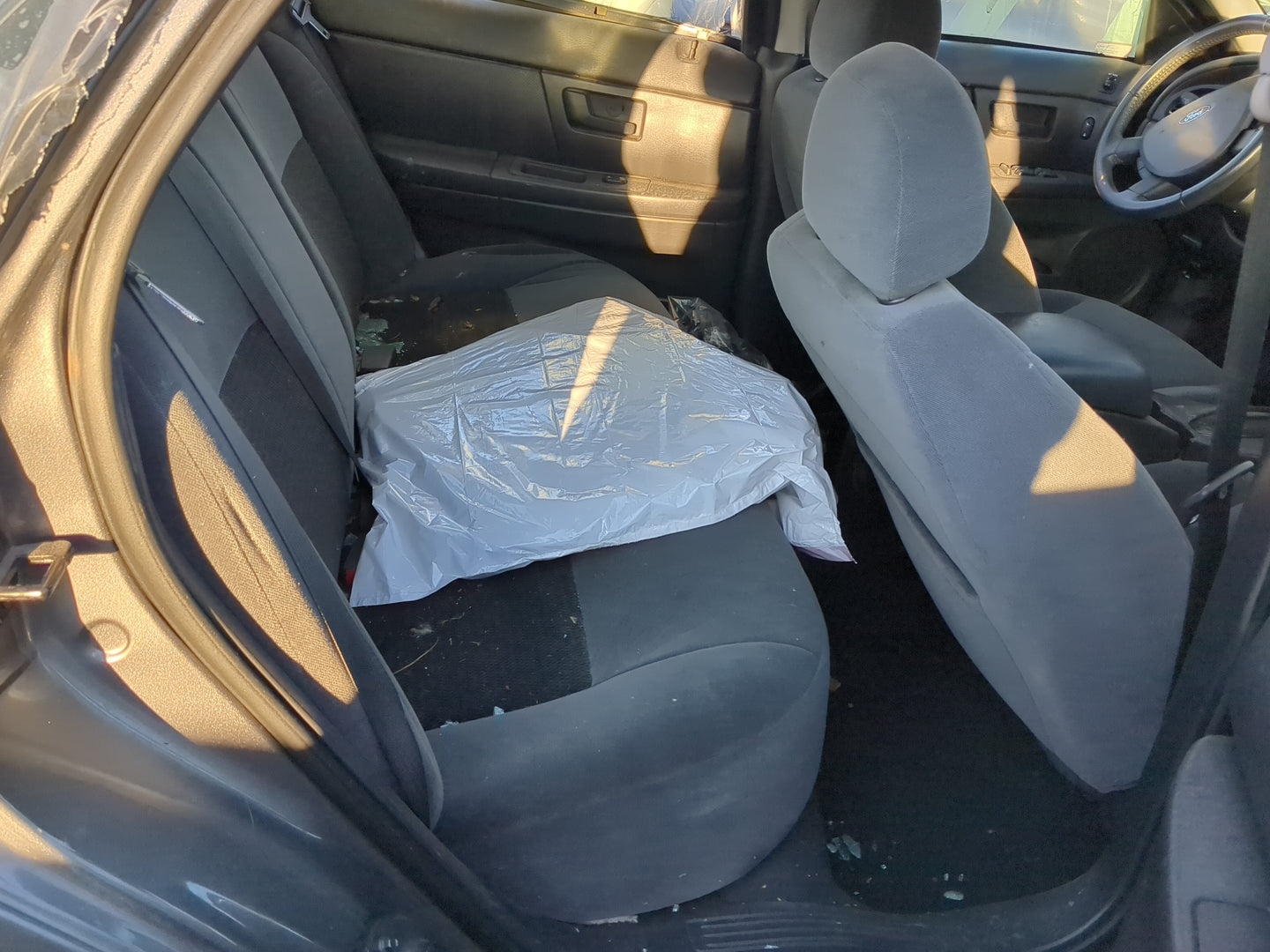 2004 Ford Taurus Rear Seat Oem - Oemusedautoparts1.com