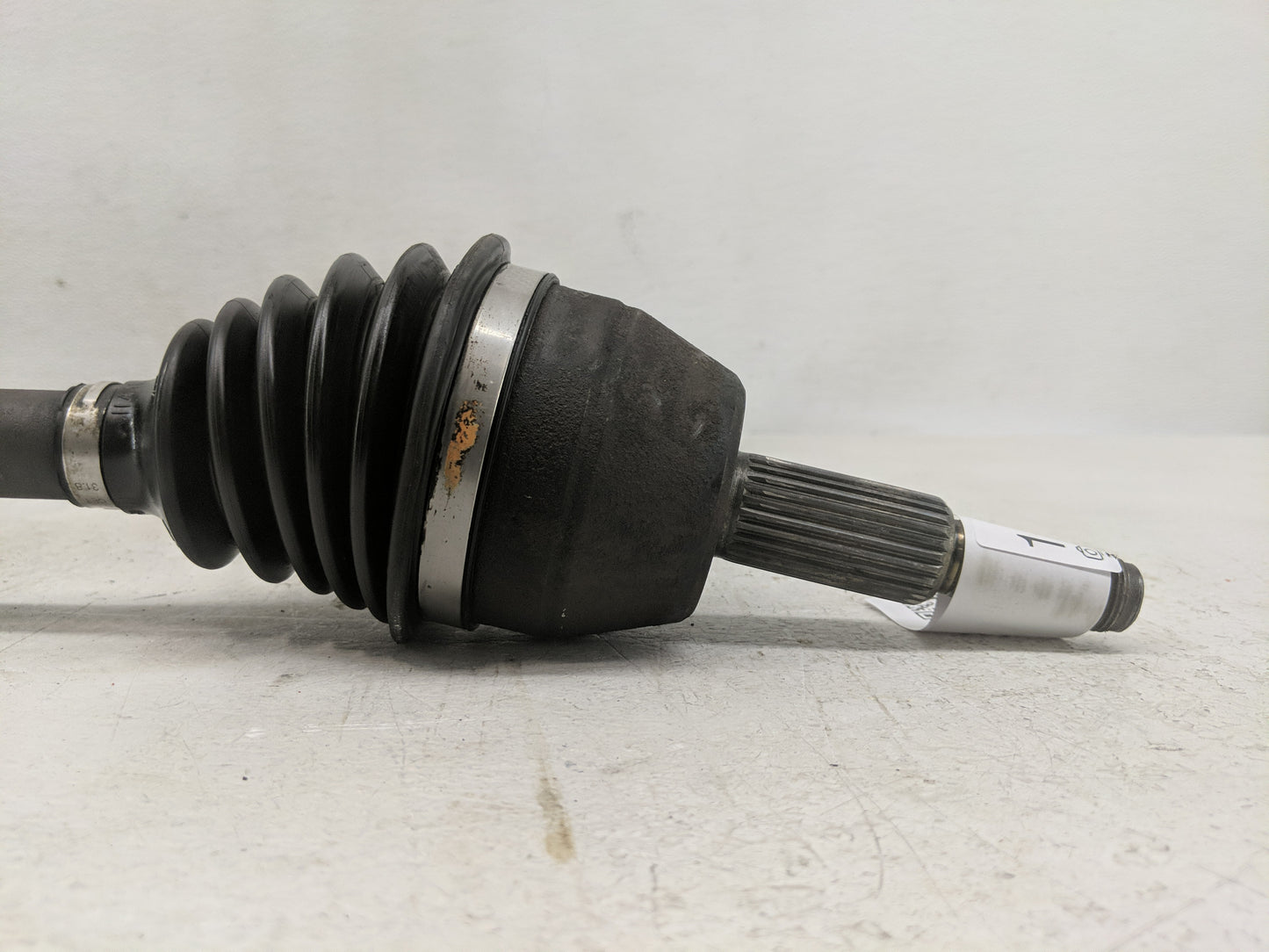 1996-2007 Ford Taurus Axle Shaft Front Driver Cv C/v - Oemusedautoparts1.com