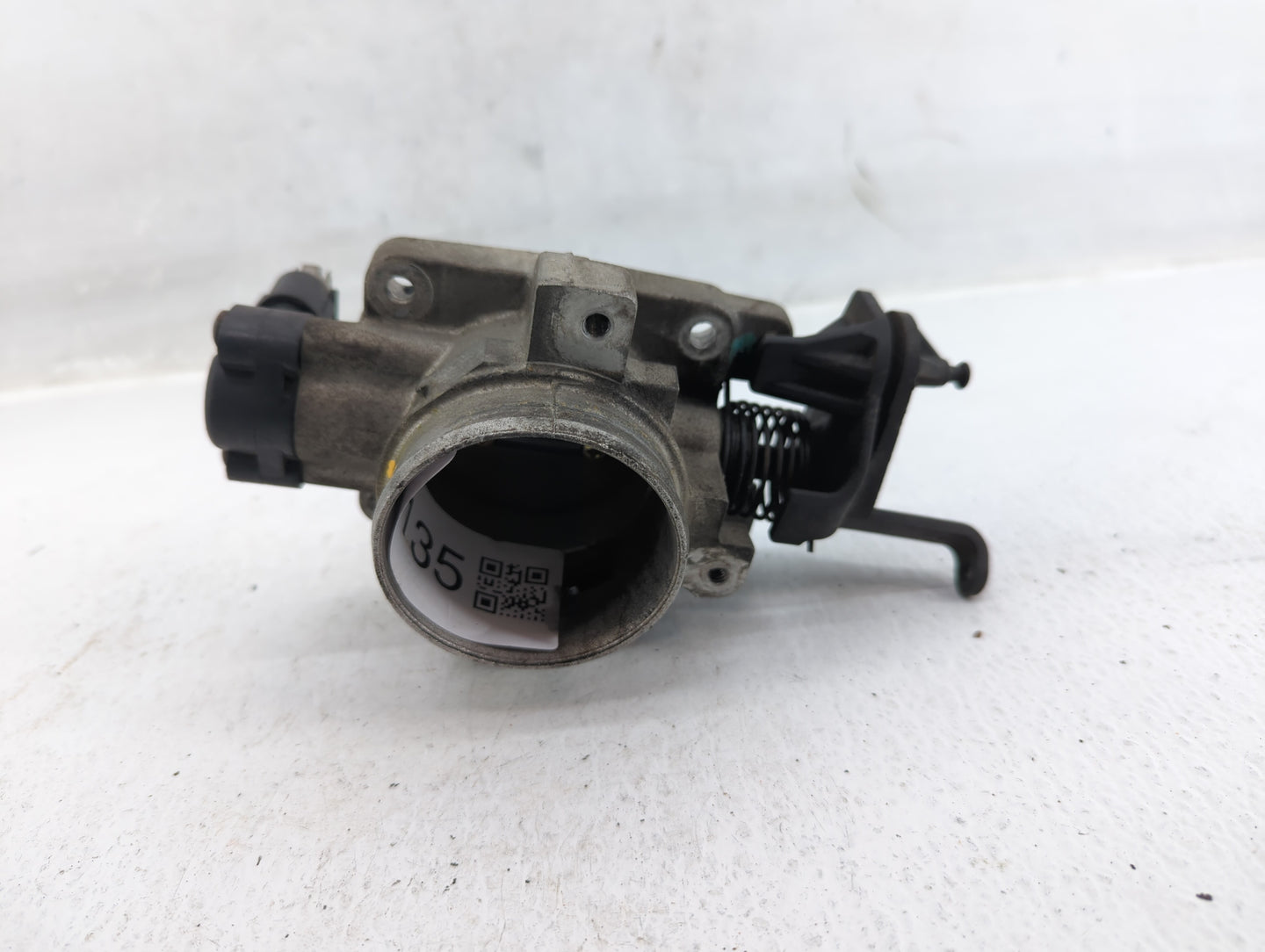 2000-2007 Ford Taurus Throttle Body Fits Fits 2000 2001 2002 2003 2004 2005 2006 2007 OEM Used Auto Parts - Oemusedautoparts