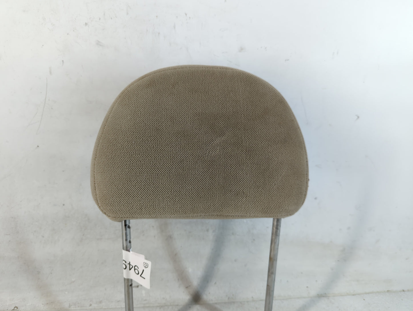 2004-2007 Ford Taurus Headrest Head Rest Front Driver Passenger Seat Fits Fits 2004 2005 2006 2007 OEM Used Auto Parts - Oem