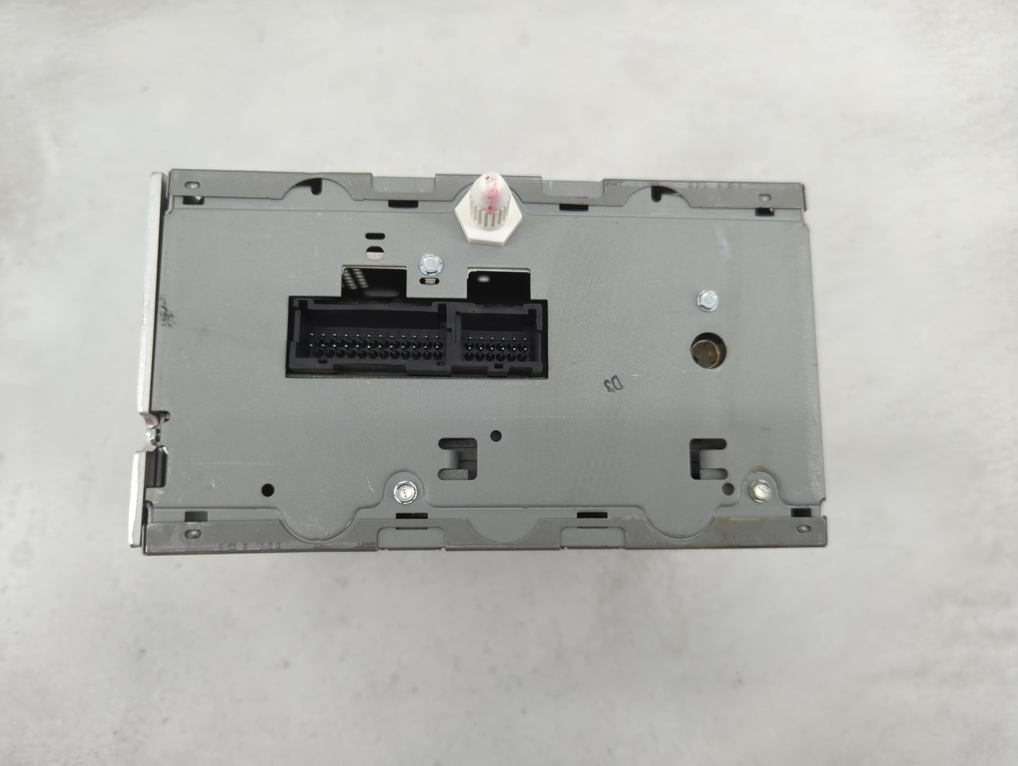 2003-2005 Gmc Envoy Radio AM FM Cd Player Receiver Replacement Fits Fits 2003 2004 2005 2006 OEM Used Auto Parts - Oemusedau