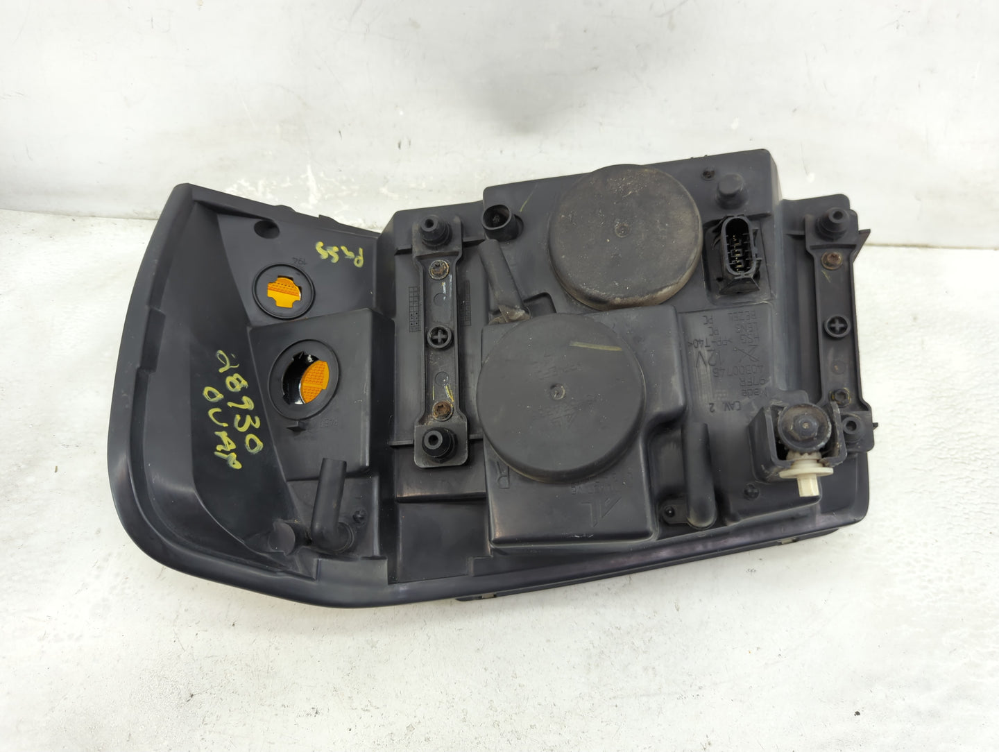 2002-2009 Gmc Envoy Passenger Right Oem Head Light Headlight Lamp - Oemusedautoparts1.com