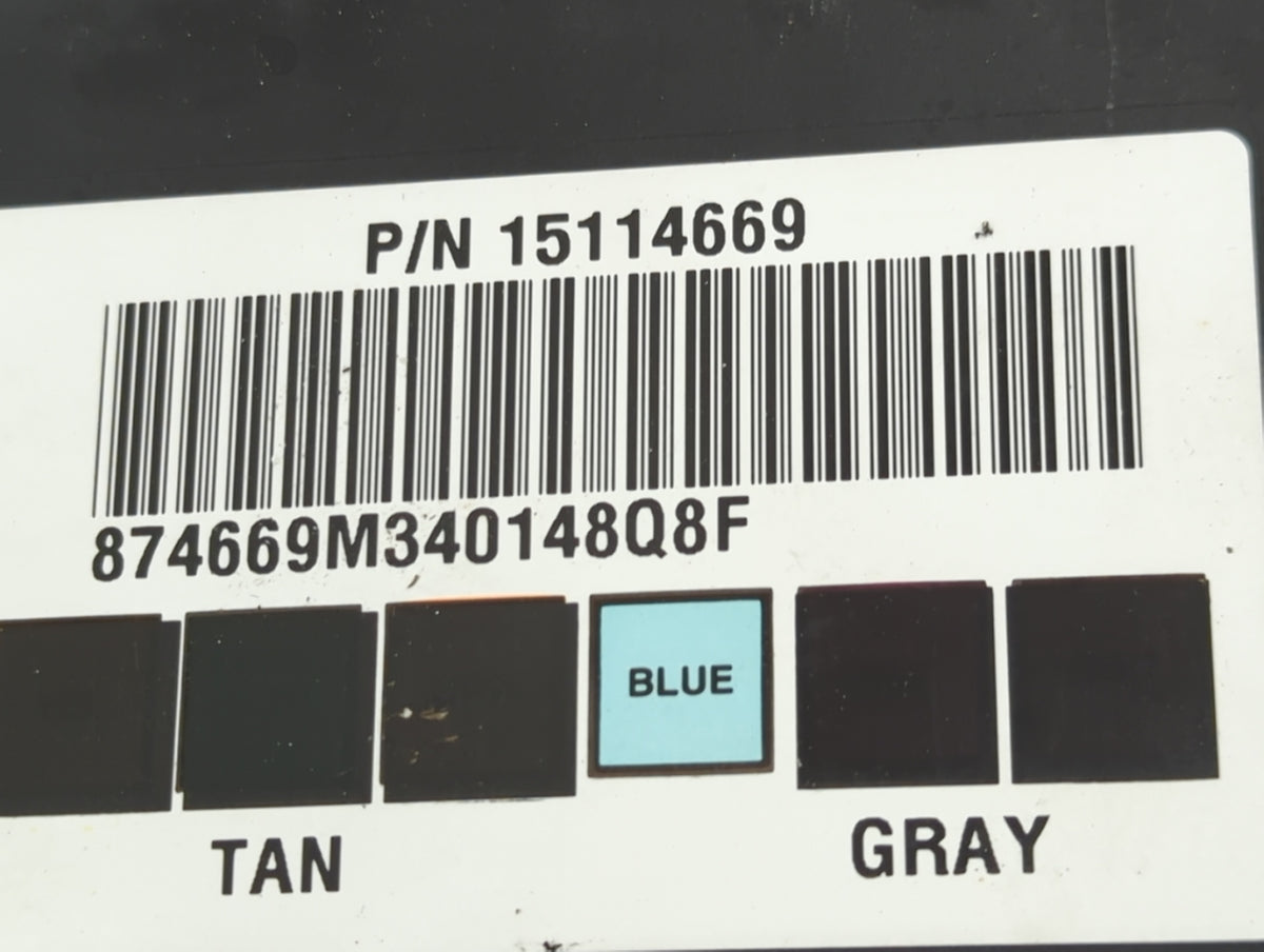 2004-2004 Gmc Envoy Body Control Module Bcm Inner Cabin Fuse Box 1121179 - Oemusedautoparts1.com