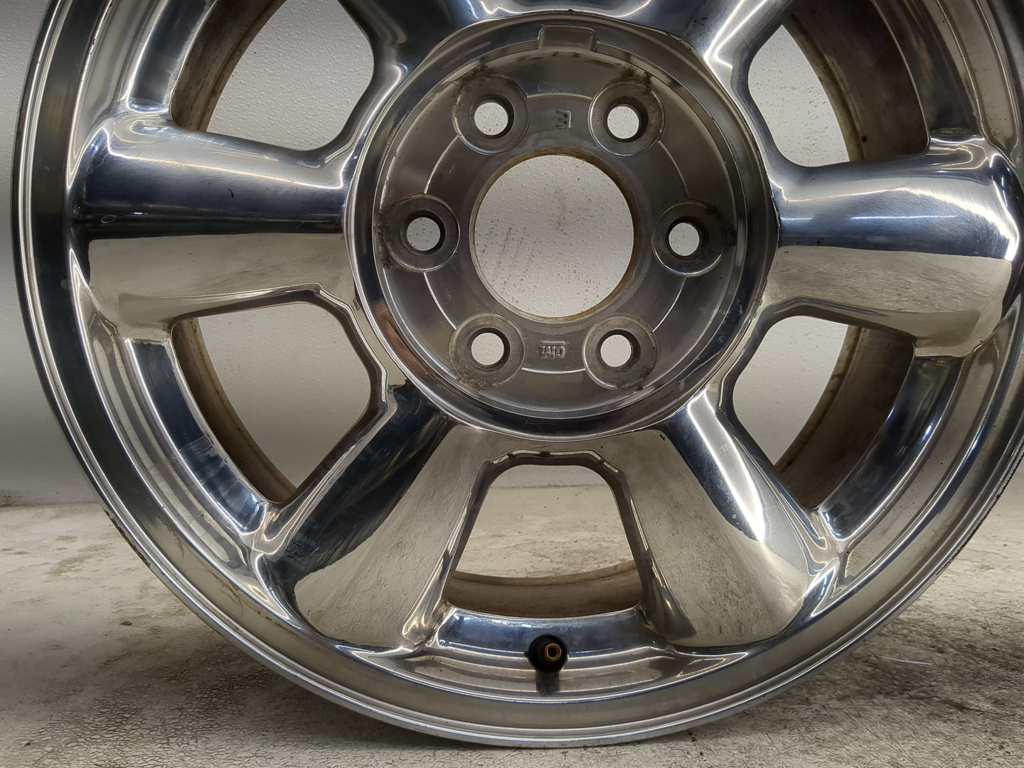 2002-2007 Gmc Envoy Oem Wheel Rim - Oemusedautoparts1.com
