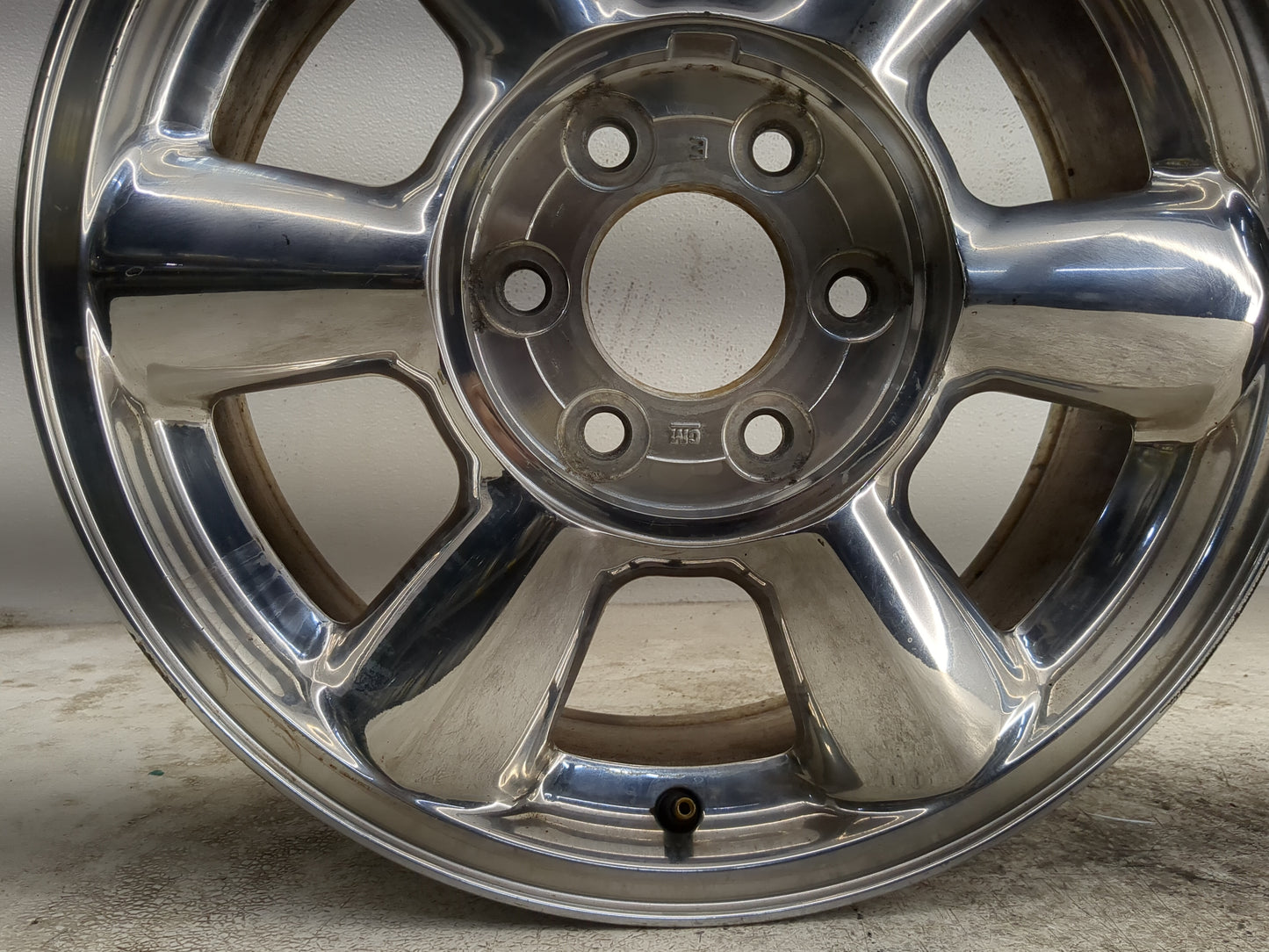 2002-2007 Gmc Envoy Oem Wheel Rim - Oemusedautoparts1.com