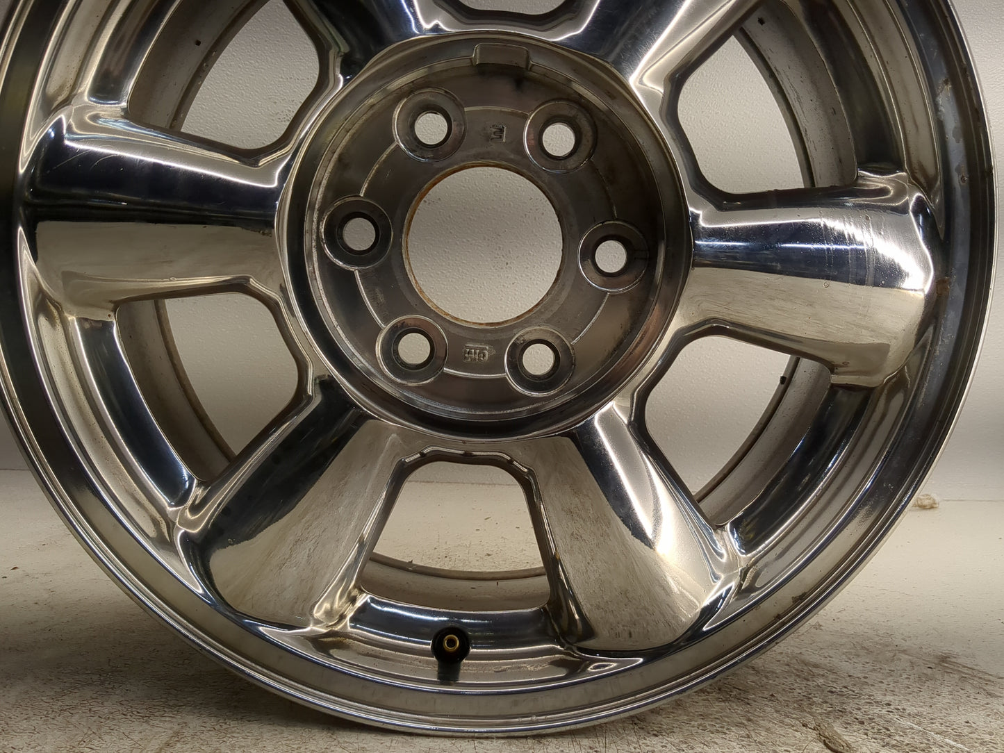 2002-2007 Gmc Envoy Oem Wheel Rim - Oemusedautoparts1.com