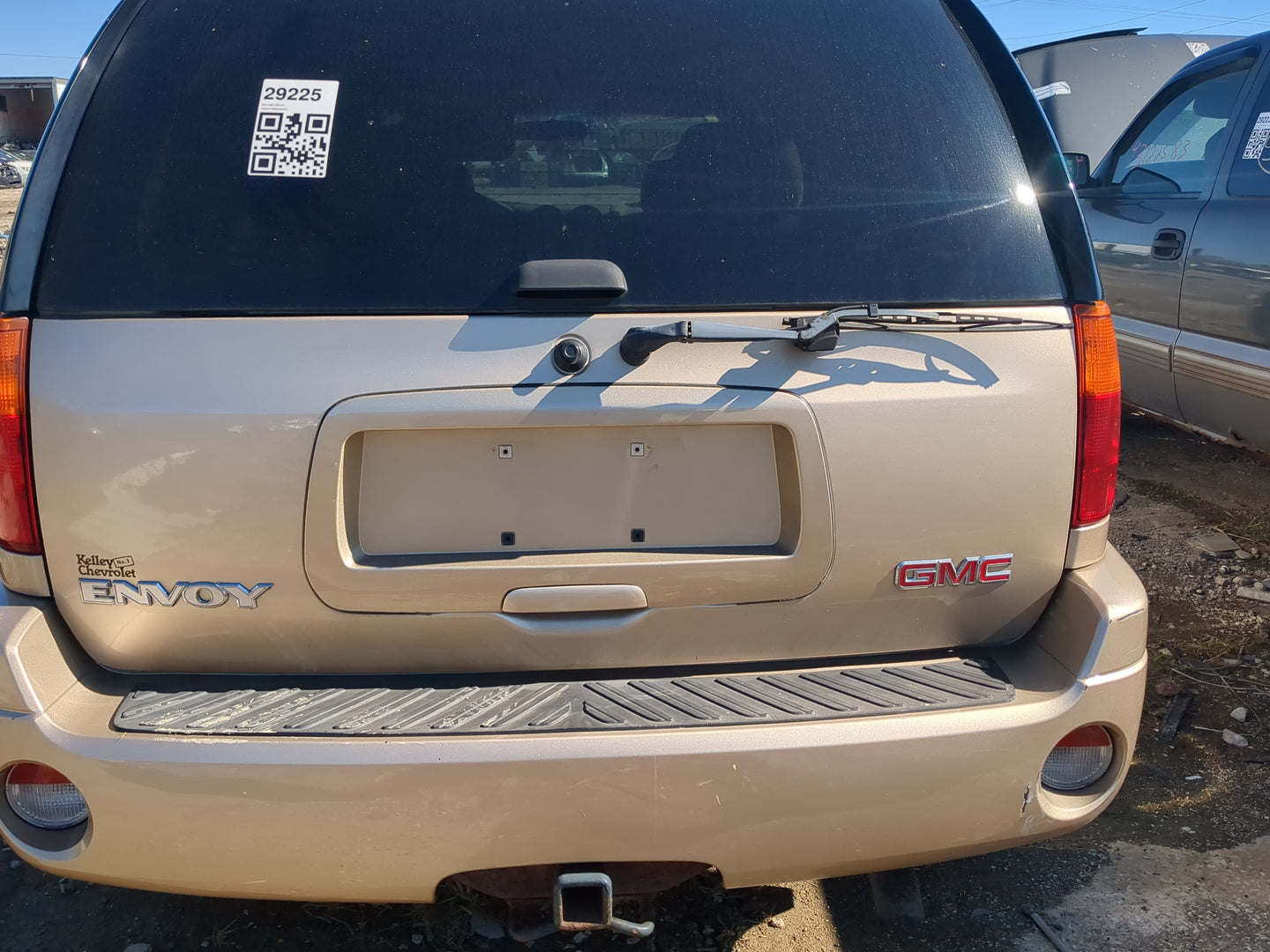 2004-2009 Gmc Envoy Trunk/decklid/hatch/tailgate Oem - Oemusedautoparts1.com